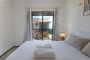 Beachfront Duplex #A9 em Barro Preto por Carpediem